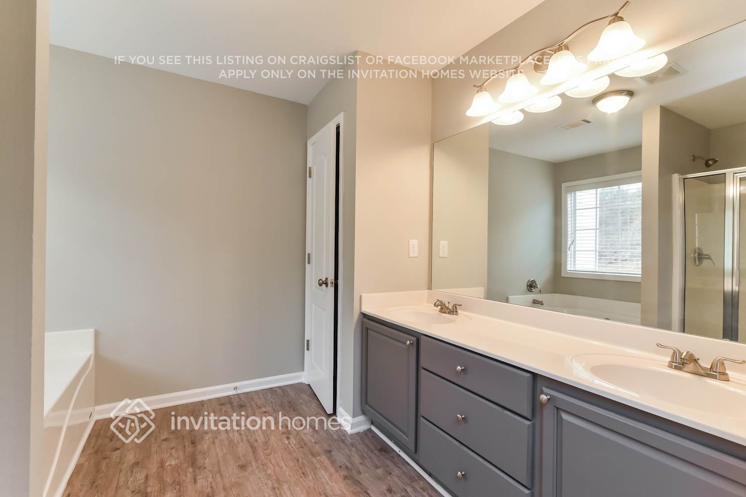 Building Photo - 6422 Grand Hickory Dr