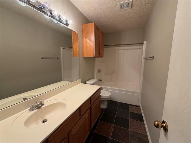Building Photo - 2700 Jennie Wells Dr
