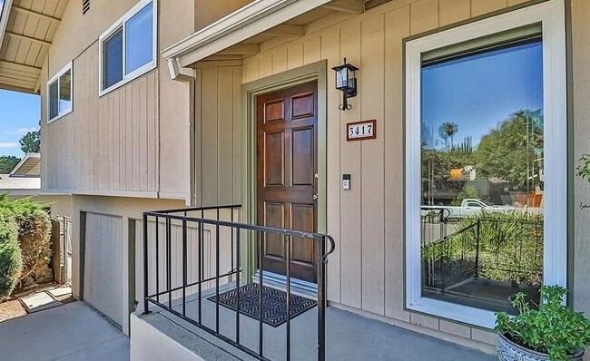 Building Photo - 3401 Calle Quebracho