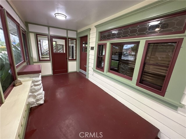 Building Photo - 394 S Shaffer St