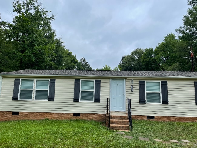 Primary Photo - 5317 Waxhaw-Marvin Rd