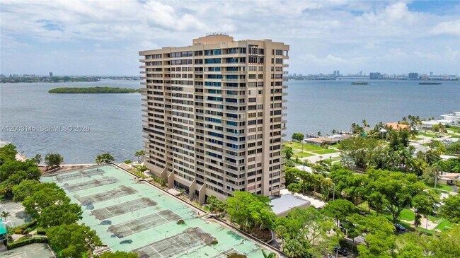 Building Photo - 11113 Biscayne Blvd