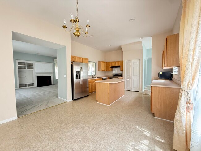 Building Photo - 1540 Chapleau Dr