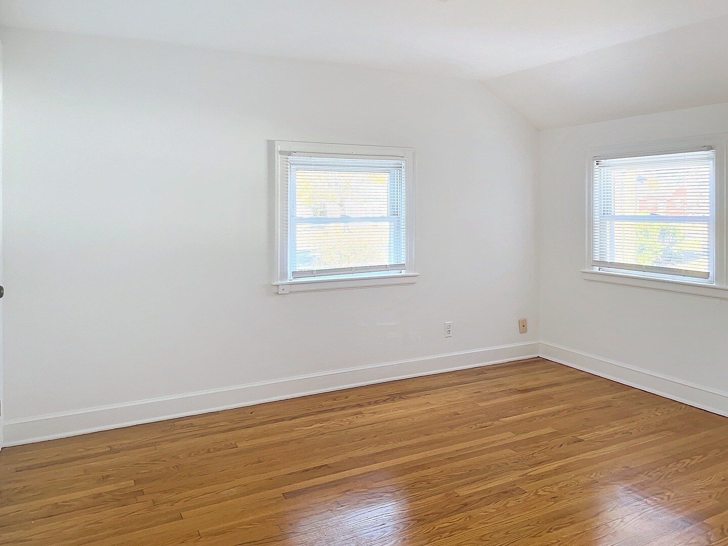 Bedroom #1 - 4 Marlon Pl