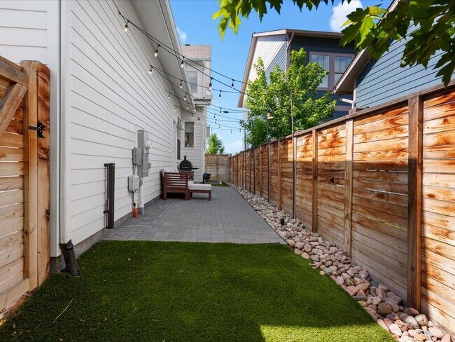 Building Photo - 9977 E 61st Ave