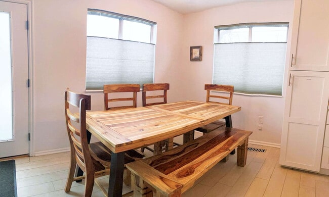 Building Photo - 1881 1100 E