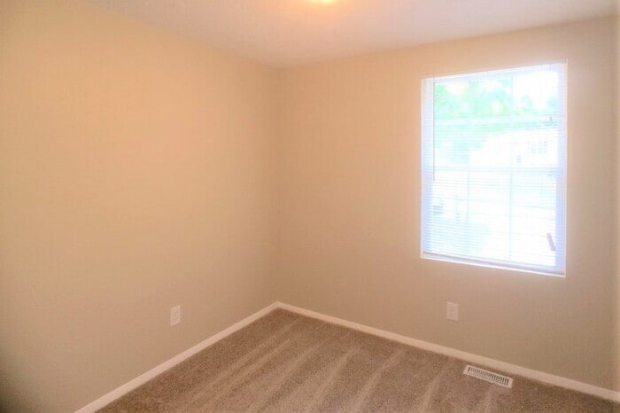 Building Photo - 2875 Woodburn Ct