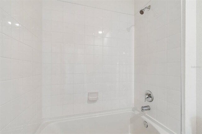 Building Photo - 8454 Ender Hls Dr