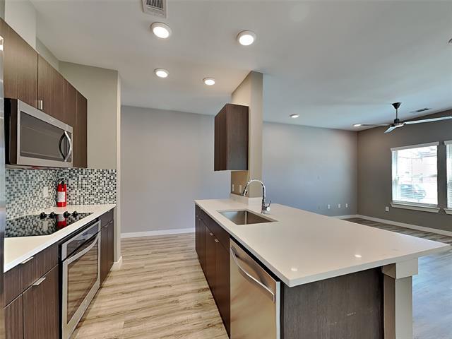 Building Photo - 1553 Fiji St