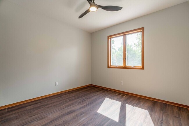 Building Photo - Charming 3-bedroom 2 bath Home in Bella Vi...
