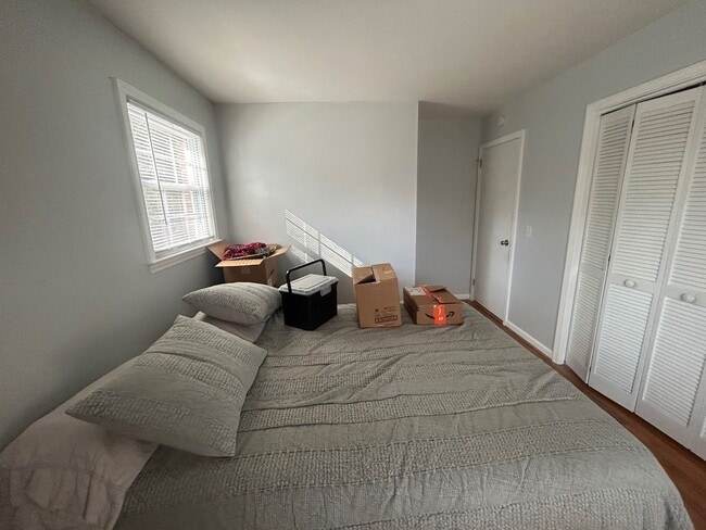 Building Photo - 3220 Woodsen Cir