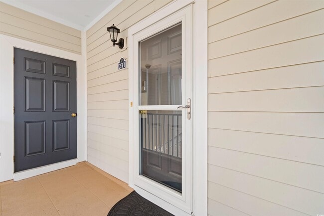 Building Photo - 6253 Catalina Dr
