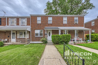 Building Photo - 8516 Willow Oak Rd