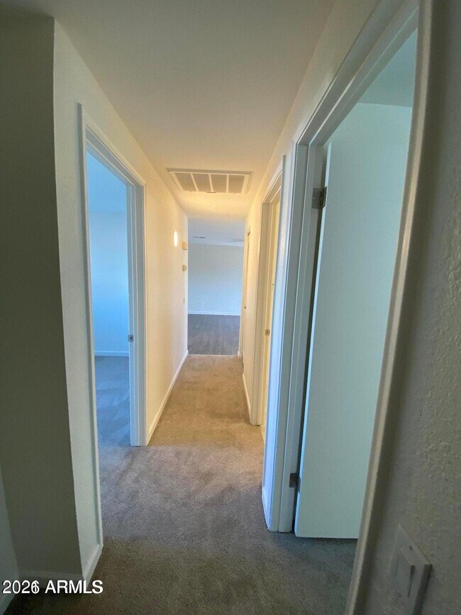 Building Photo - 2408 N Longmore St