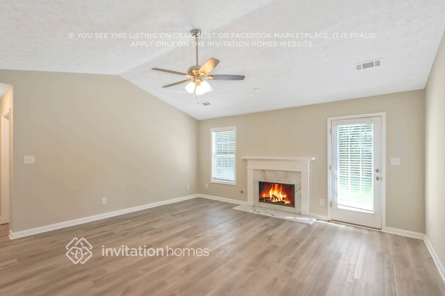 Building Photo - 370 Telford Dr