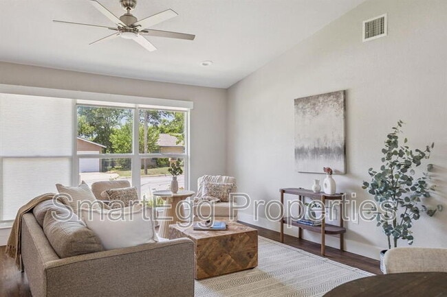 Building Photo - 3703 Tower View Ct