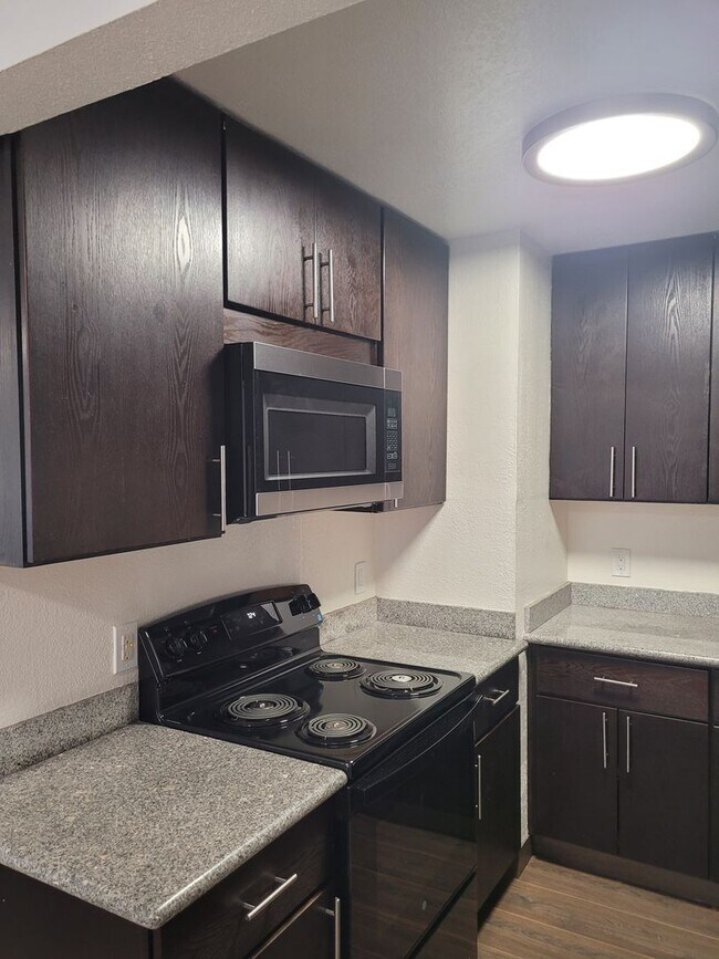 Building Photo - Stylish & Modern 1-Bedroom Retreat Steps f...