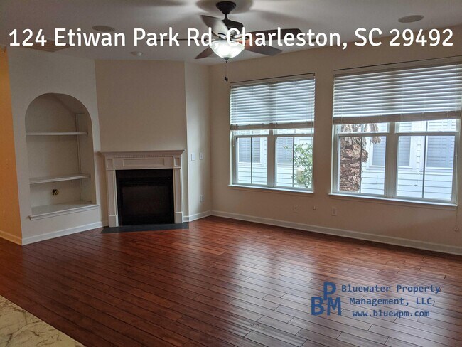 Building Photo - 124 Etiwan Park St