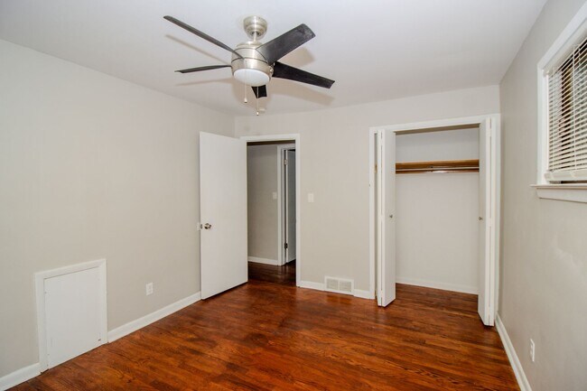 Building Photo - 15517 Shirley Ave