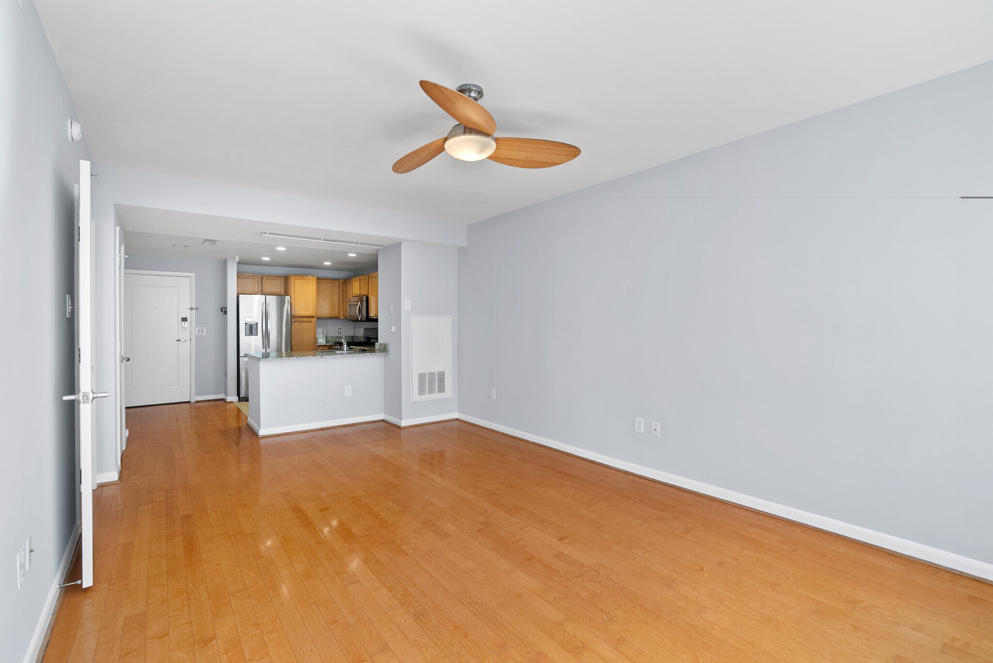 Building Photo - 350 G St SW