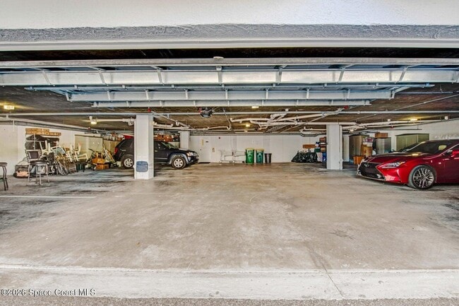 Building Photo - 820 Del Rio Way