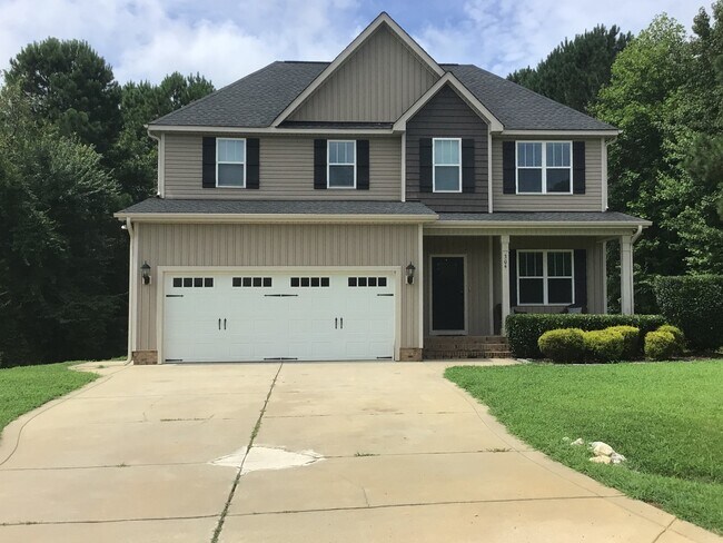 Building Photo - 304 Red Wood Rd