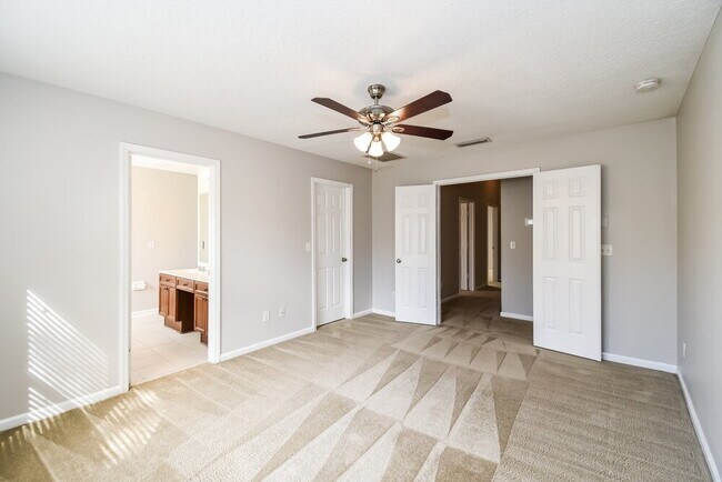 Building Photo - 1721 Windover Pl