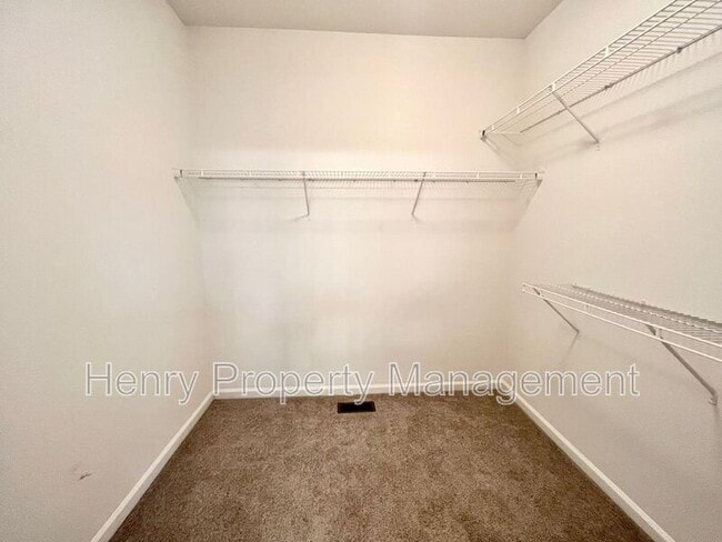 Building Photo - 8302 Primanti Blvd