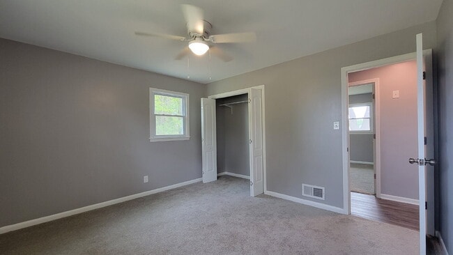 Building Photo - Spacious 3 Bedroom Home in District 6 – Re...