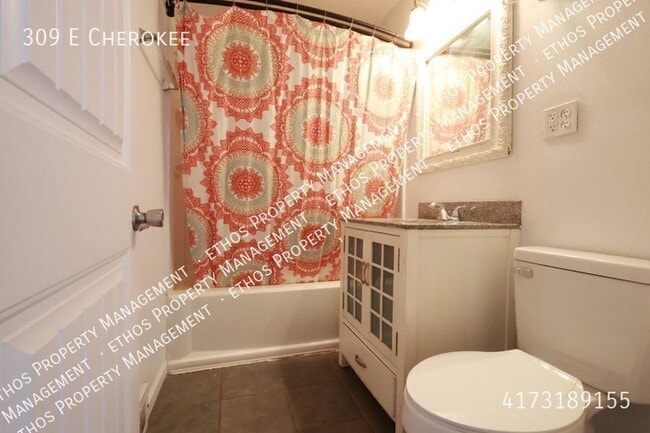 Building Photo - 309 E Cherokee-