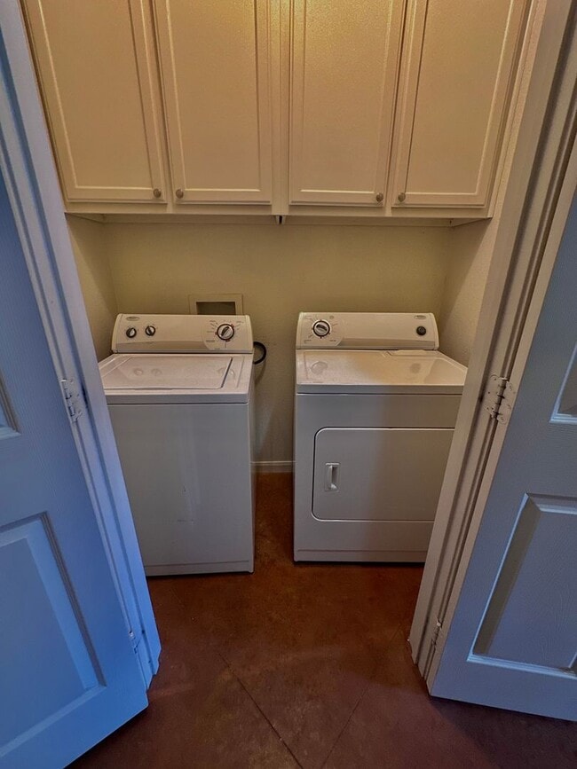 Building Photo - Charming 4/3 House Near Baylor!