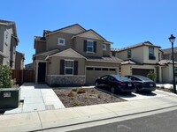 Building Photo - 825 Fruit Stand Cir