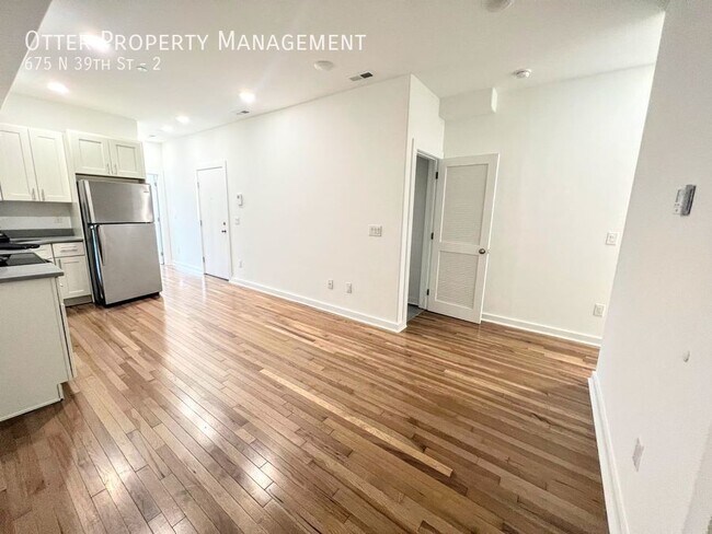 Building Photo - 675 N 39th St