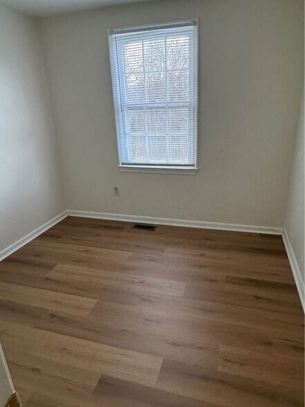 Building Photo - 14458 Black Horse Ct