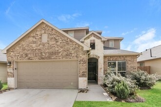 Building Photo - 7215 Victorville Dr