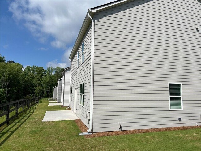 Building Photo - 37 Willow Grn Trce