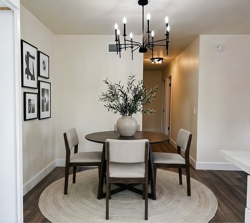 Building Photo - 1016 Cabrillo Park Dr