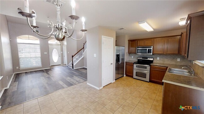 Building Photo - 5014 Sorcerer Ct