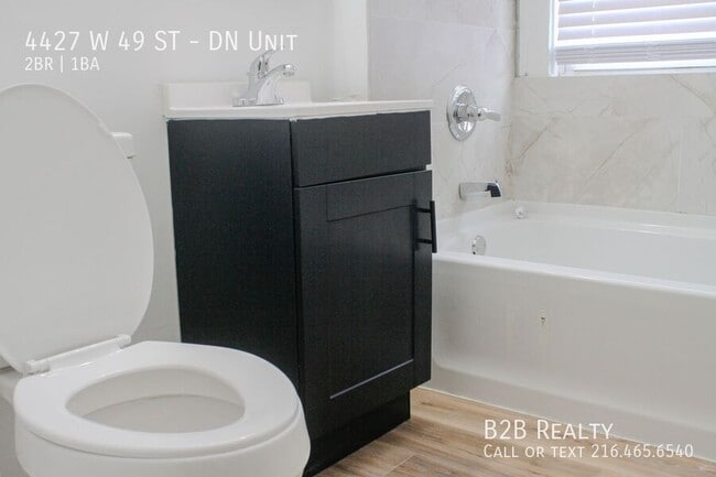 Building Photo - 4427 W 49th St