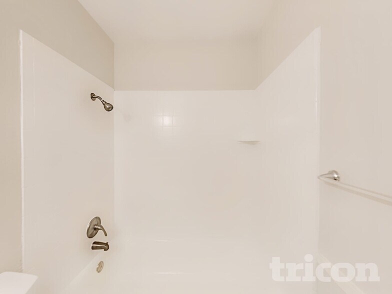 Building Photo - 902 Woodbrook St