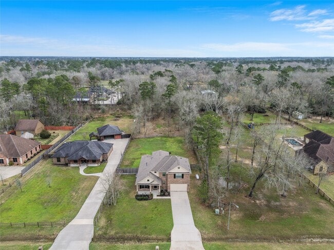 Building Photo - 28510 Lazy Rock Dr