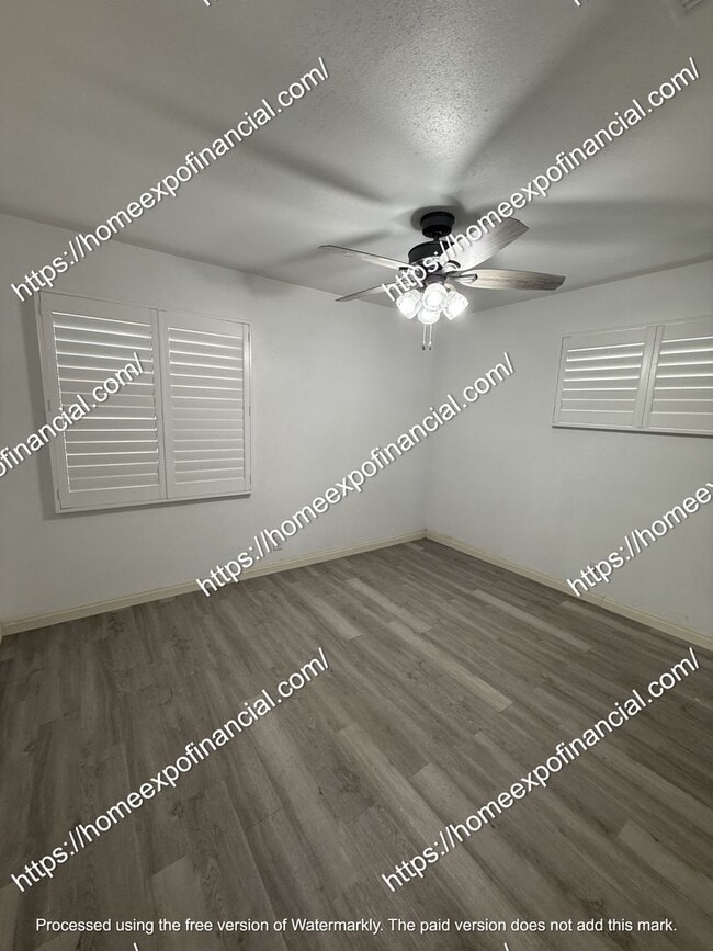 Building Photo - Nice House For Rent