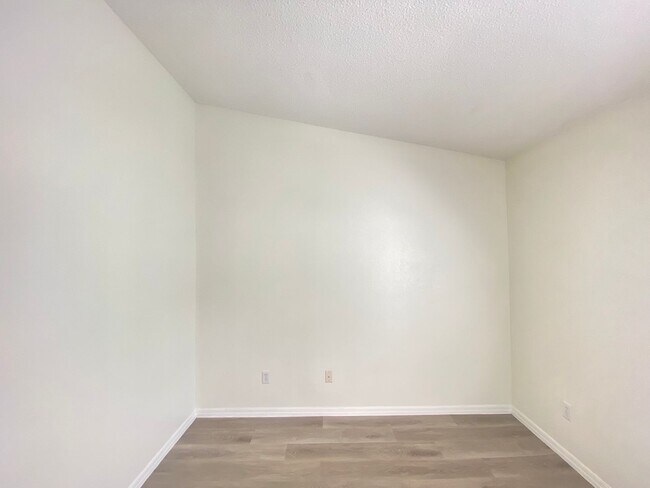 Building Photo - 3 Bedroom / 2 Bath Home in Winter Springs !