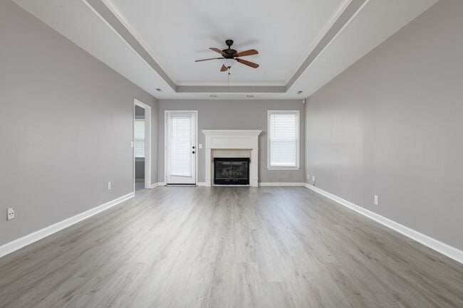 Building Photo - 123 Bordeaux Ln