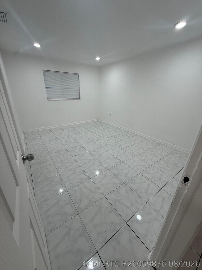 Building Photo - 1608 NW 58th Terrace