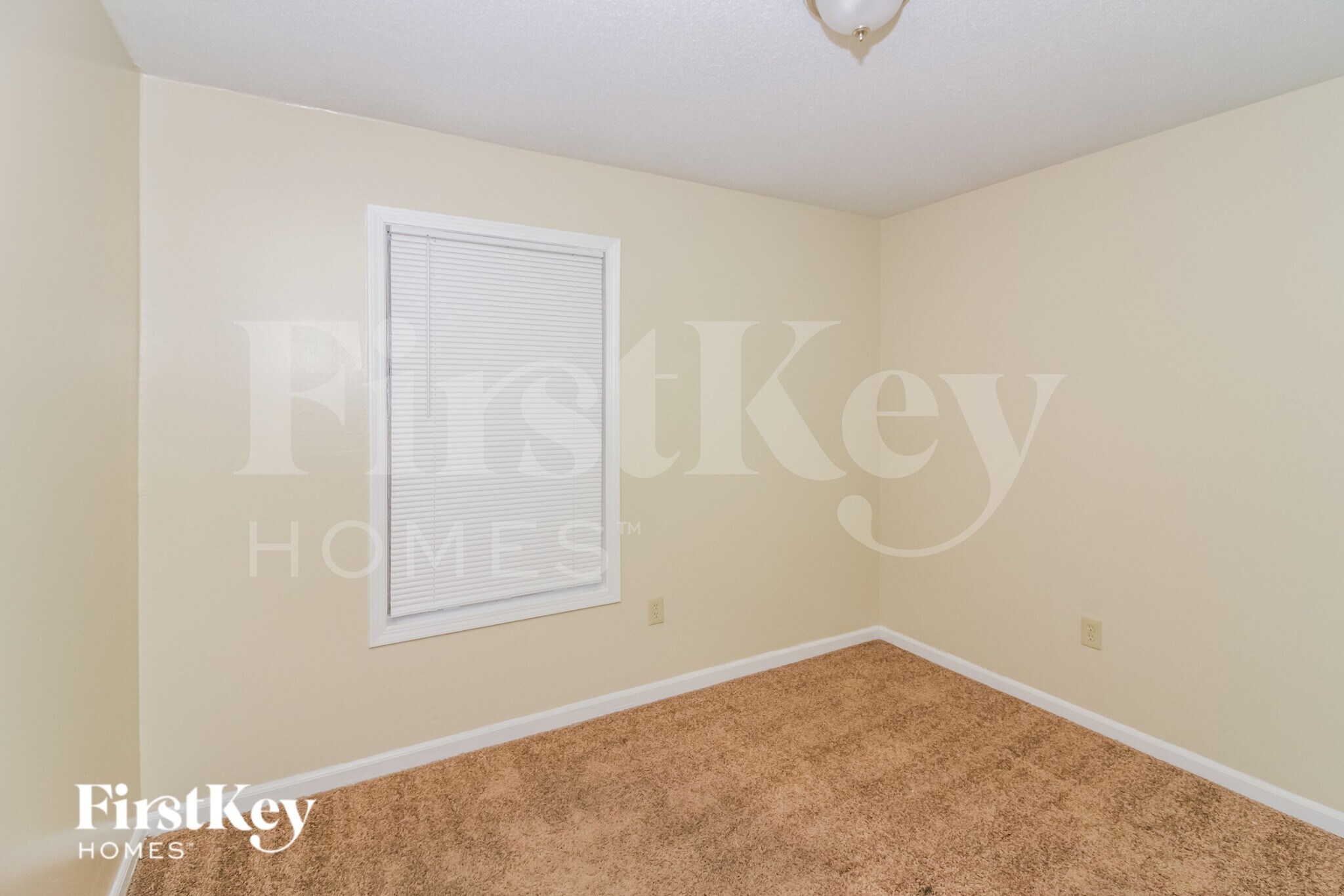 Building Photo - 6128 Lacewood Cove