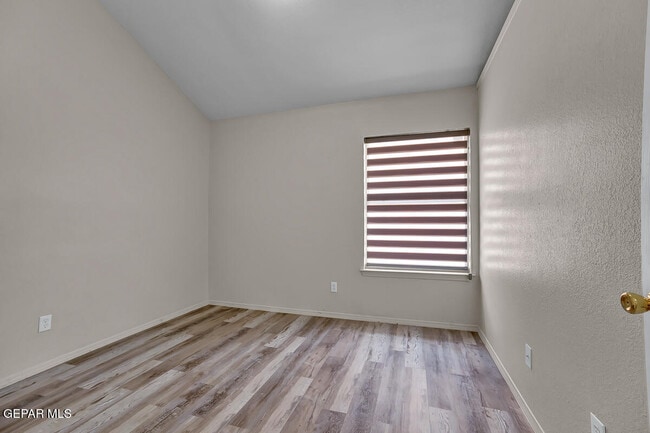Building Photo - 12117 Desert Quail Ave