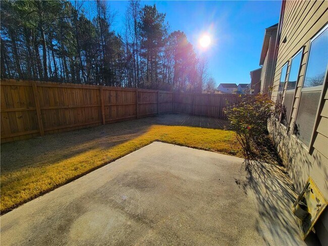 Building Photo - 1043 Blind Brook Cir