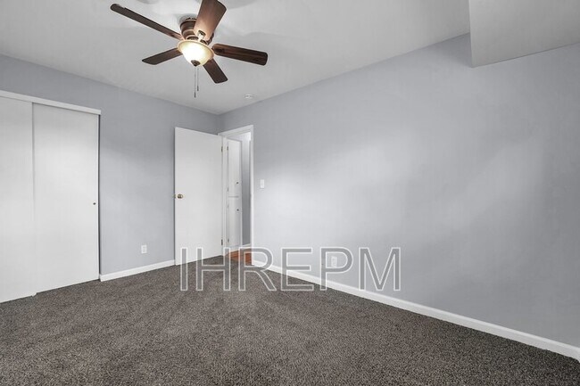 Building Photo - 6295 Faircrest Rd