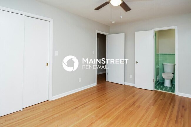 Building Photo - 3 Bedroom Pet-Friendly Home in FULTONDALE, AL with Main Street Renewal